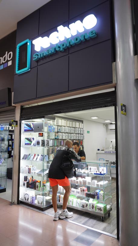 Techno Smartphone | Centro Comercial Monterrey Medellín