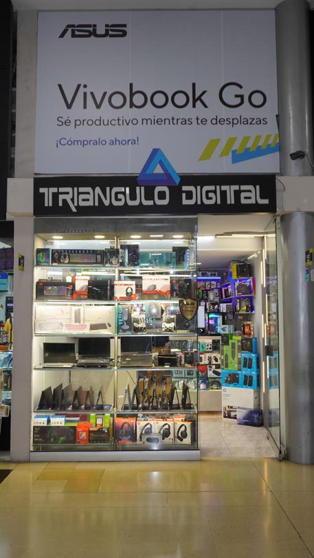 Triángulo Digital | Centro Comercial Monterrey Medellín