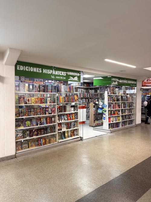 Librería Ediciones Hispánicas | Centro Comercial Monterrey Medellín