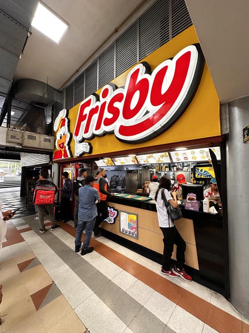 Frisby | Centro Comercial Monterrey Medellín