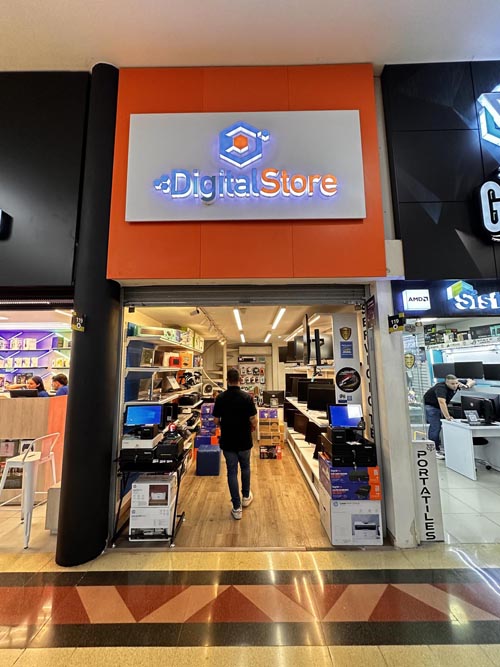 Digital Store Medellín 2 | Centro Comercial Monterrey Medellín