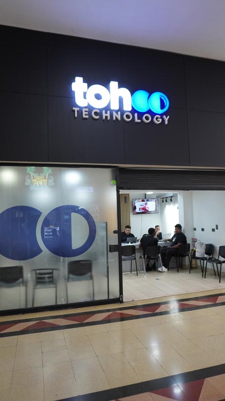 Tohoo Movil | Centro Comercial Monterrey Medellín