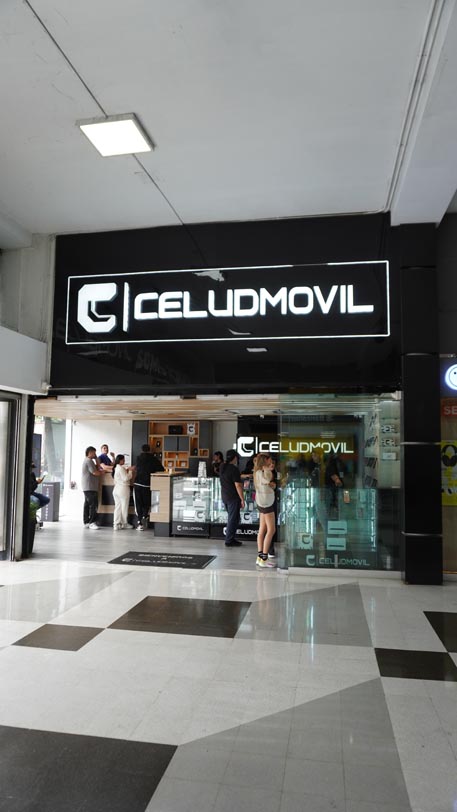Celudmovil SAS | Centro Comercial Monterrey Medellín