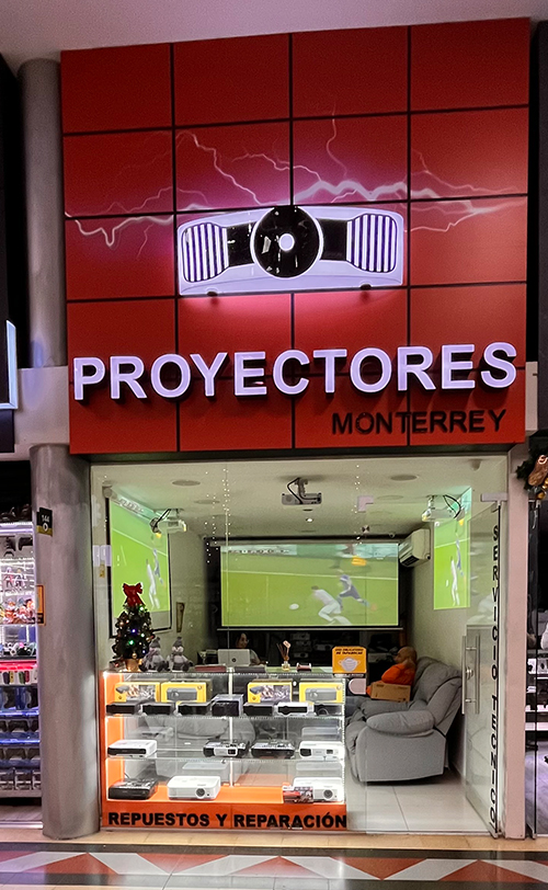Central de Proyectores | Centro Comercial Monterrey Medellín