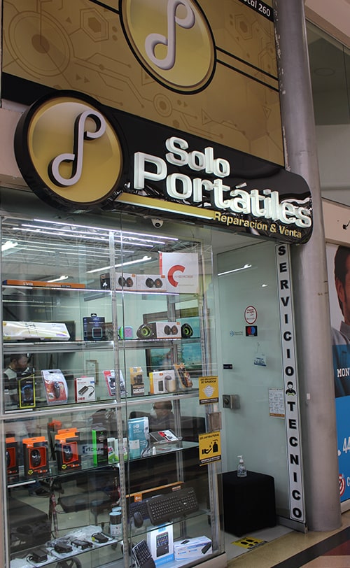 Solo Portátiles | Centro Comercial Monterrey Medellín