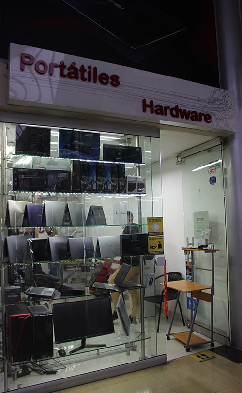 Portátiles y Hardware | Centro Comercial Monterrey Medellín