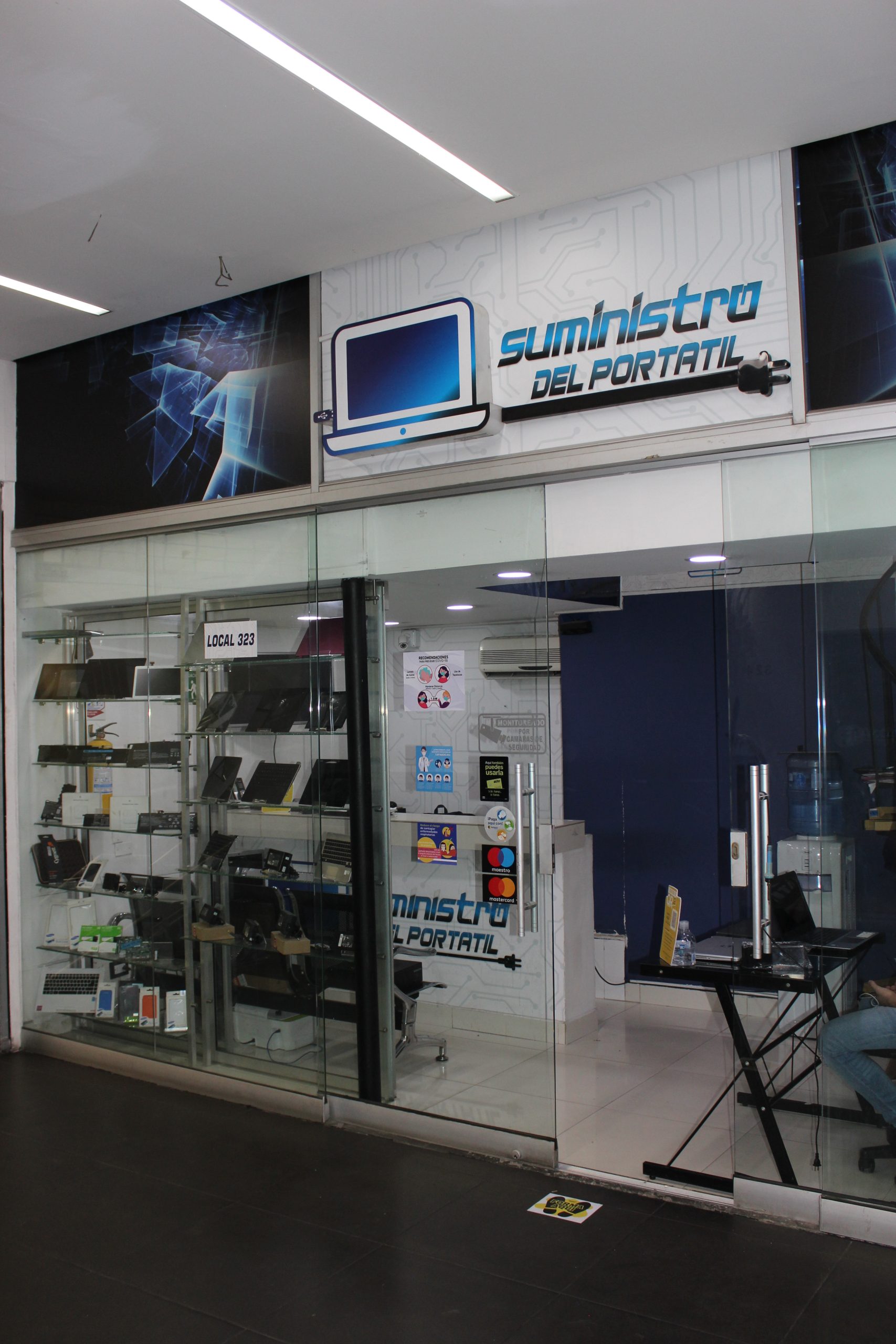Suministro del Portatil Technology | Centro Comercial Monterrey Medellín