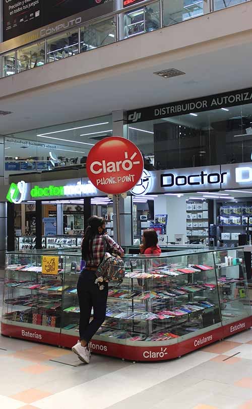 Claro Phone Point | Centro Comercial Monterrey Medellín