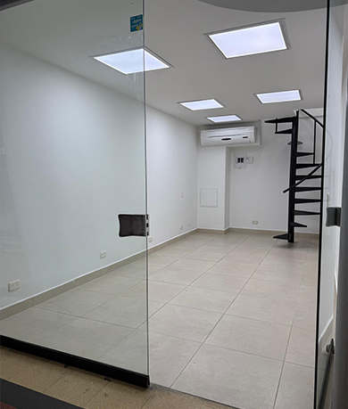 1025-local-340-2-ed-monterrey