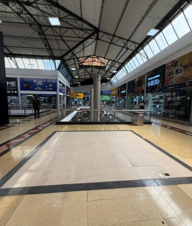 0126-burbuja-02086-espacios-disponibles-monterrey-centro-comercial